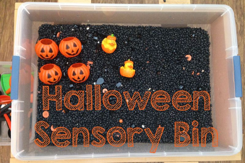 Halloweensensorybin