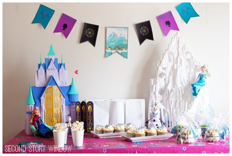 Frozen Inspired Birthday Party - Invitation and Decor